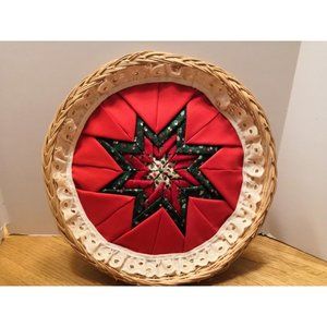Round Wicker Quilted Star Christmas Wall Hanging Red Green